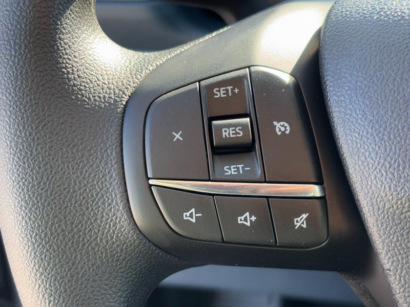 Ford Maverick Vehicle Full-screen Gallery Image 12