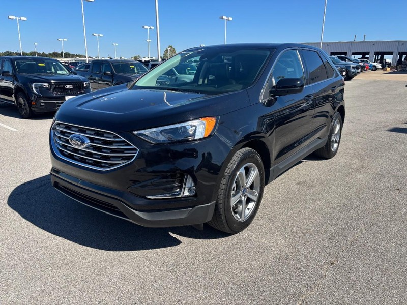Ford Edge Vehicle Full-screen Gallery Image 8
