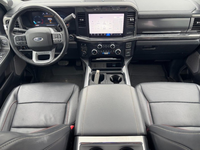 Ford Super Duty F-350 SRW Vehicle Image 11