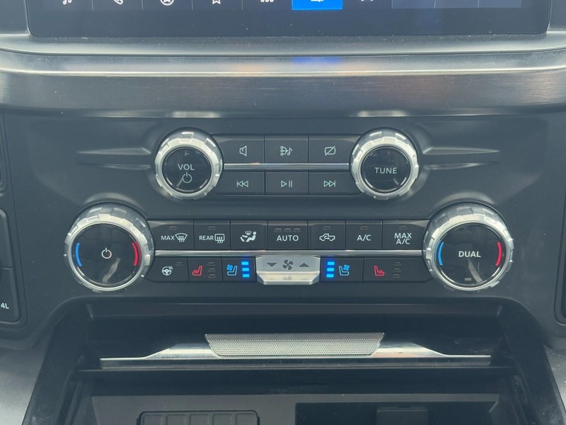 Ford Super Duty F-350 SRW Vehicle Image 14