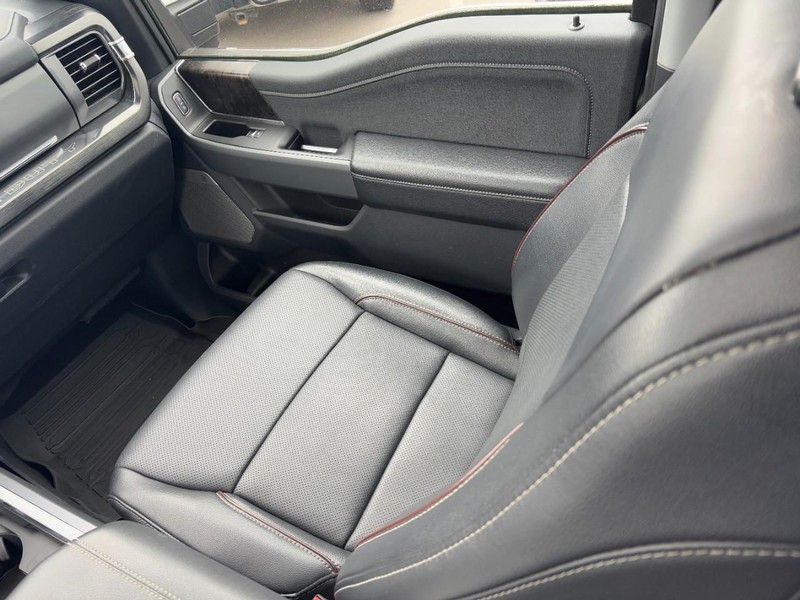 Ford Super Duty F-350 SRW Vehicle Image 15