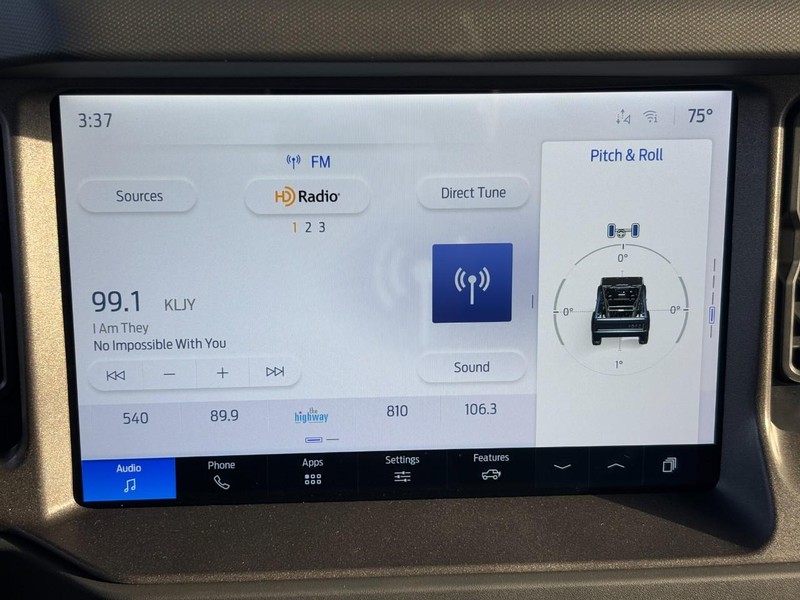 Ford Bronco Vehicle Full-screen Gallery Image 15