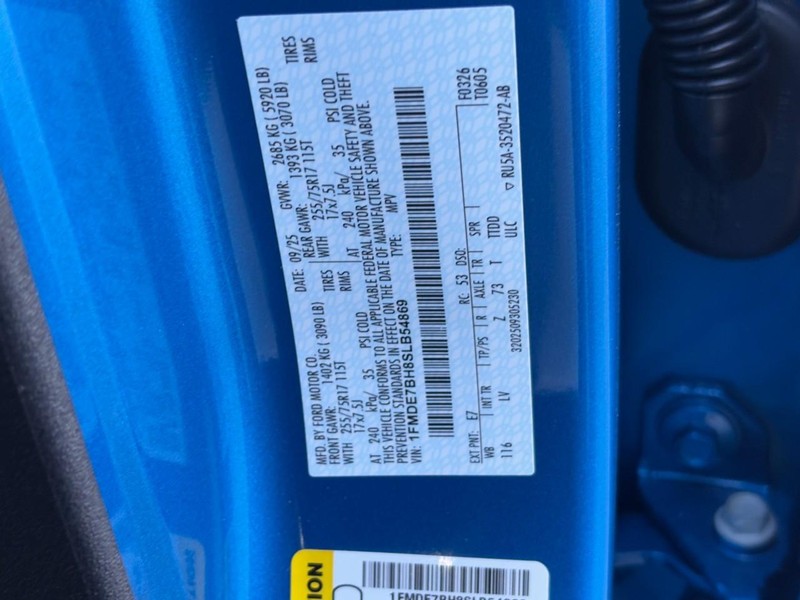 Ford Bronco Vehicle Full-screen Gallery Image 20