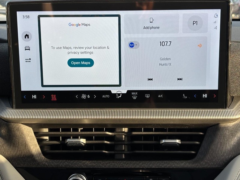 Ford Explorer Vehicle Full-screen Gallery Image 9