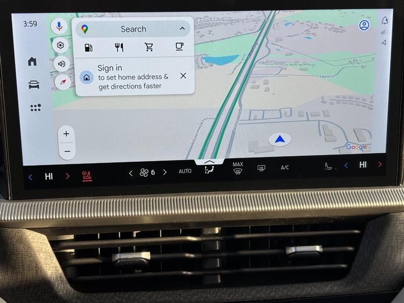 Ford Explorer Vehicle Full-screen Gallery Image 18