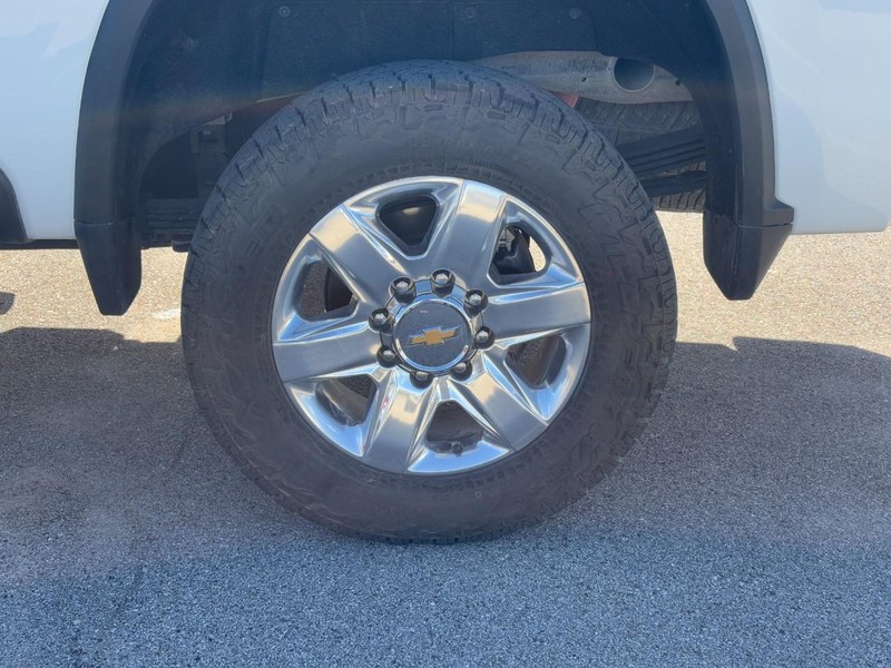 Chevrolet Silverado 2500HD Vehicle Image 07