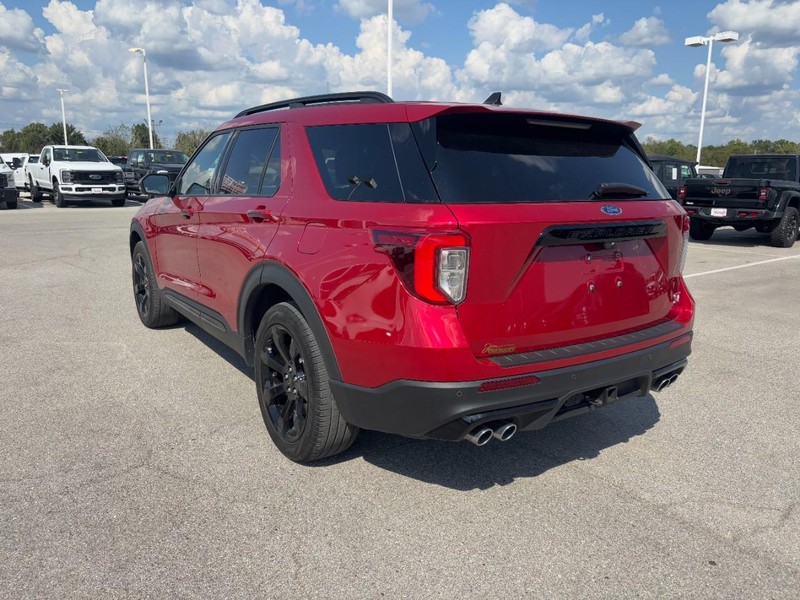 Ford Explorer Vehicle Image 06