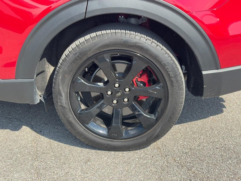 Ford Explorer Vehicle Image 07