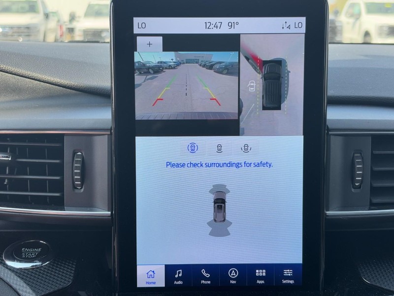 Ford Explorer Vehicle Image 22