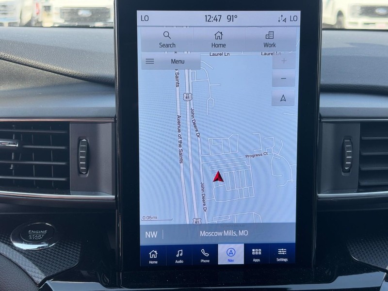 Ford Explorer Vehicle Image 23