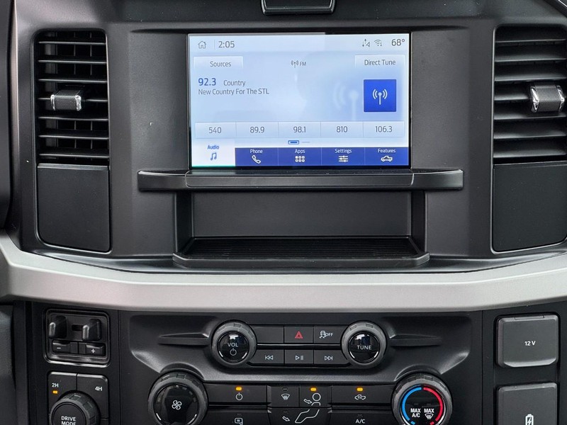 Ford Super Duty F-250 SRW Vehicle Image 09