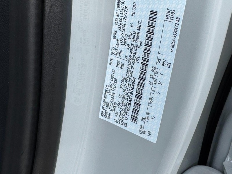 Ford Super Duty F-250 SRW Vehicle Image 20