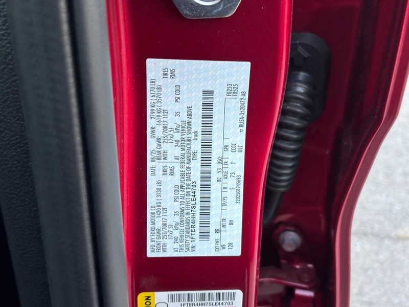 Ford Ranger Vehicle Full-screen Gallery Image 21