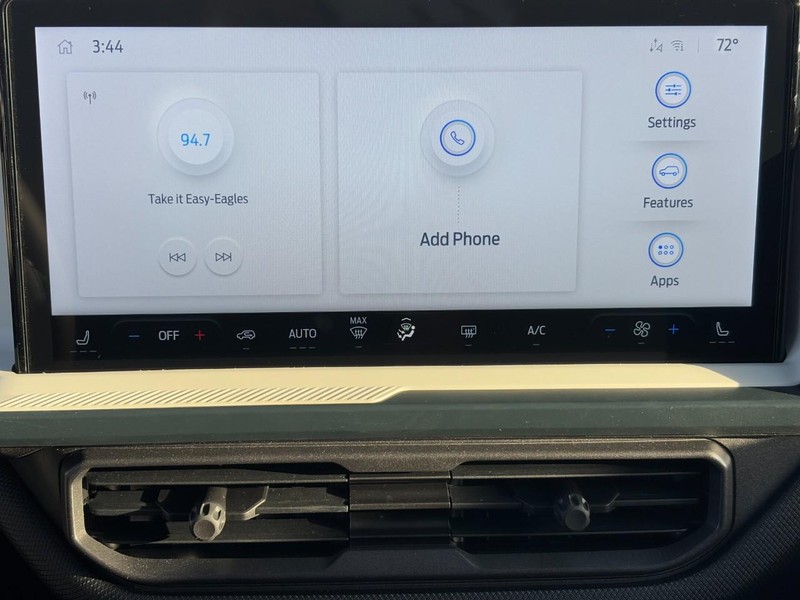 Ford Bronco Sport Vehicle Full-screen Gallery Image 15