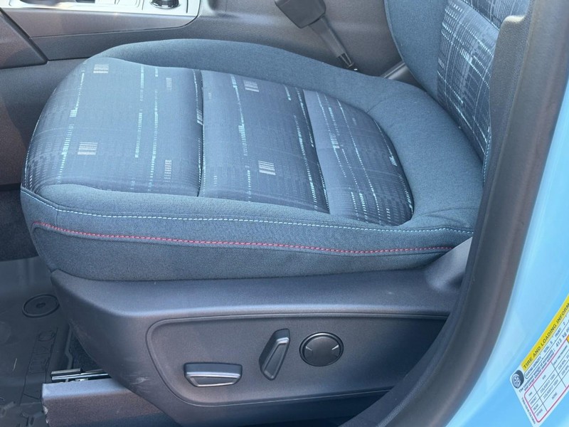 Ford Bronco Sport Vehicle Full-screen Gallery Image 20