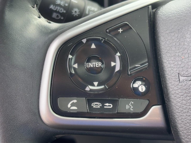 Honda CR-V Vehicle Full-screen Gallery Image 16