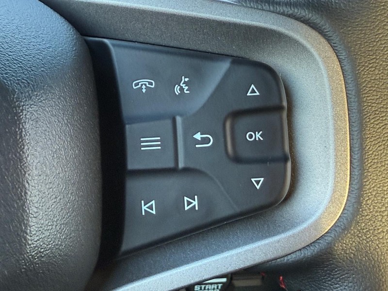 Ford Bronco Vehicle Image 09