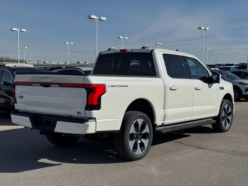 Ford F-150 Lightning Vehicle Image 03