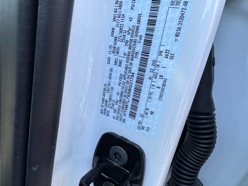 Ford F-150 Lightning Vehicle Image 21