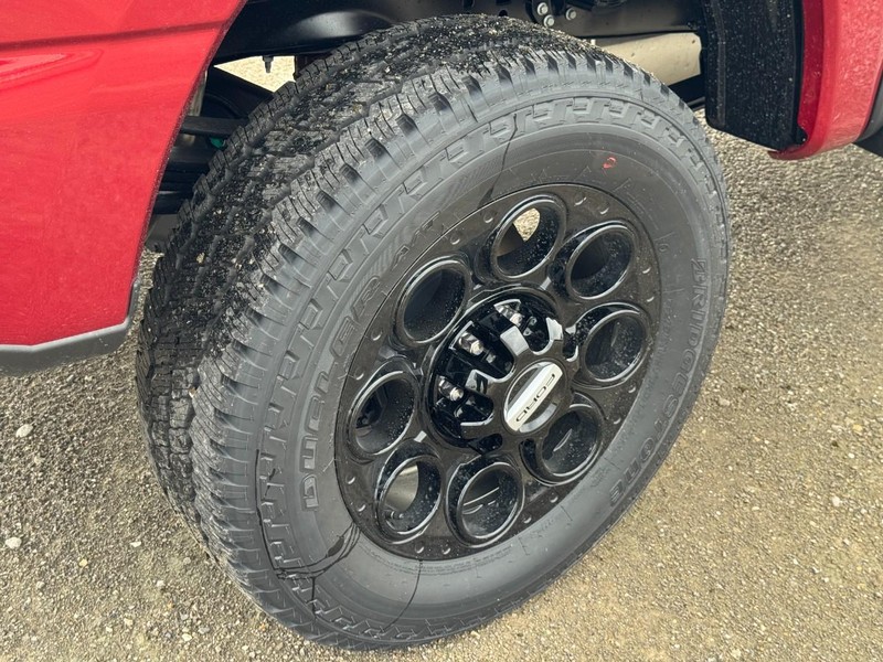 Ford Super Duty F-350 SRW Vehicle Image 05