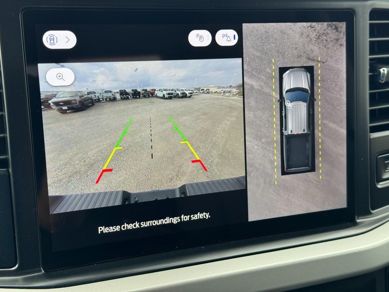 Ford Super Duty F-350 SRW Vehicle Image 20