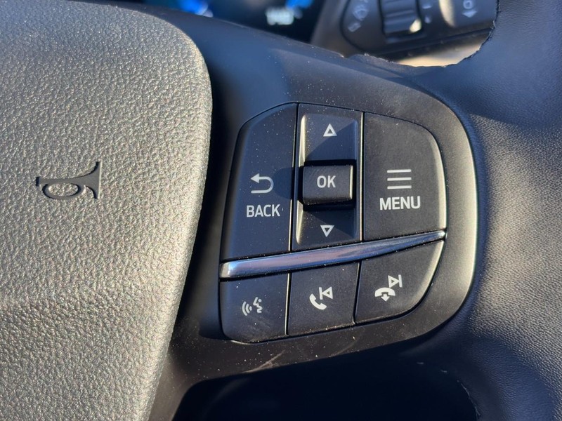 Ford Bronco Sport Vehicle Full-screen Gallery Image 13