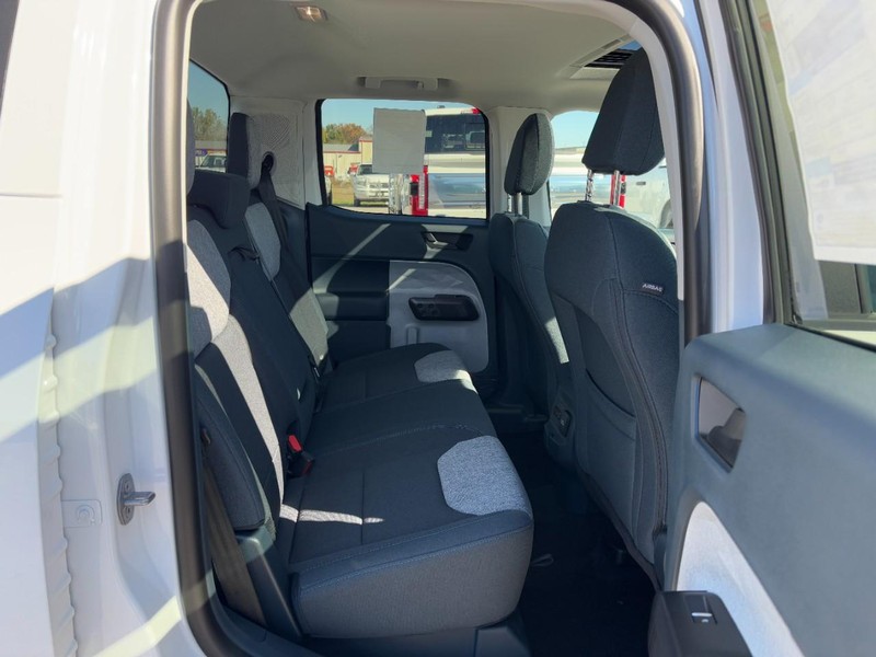 Ford Maverick Vehicle Image 05