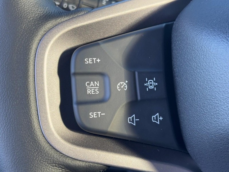 Ford Bronco Vehicle Image 12