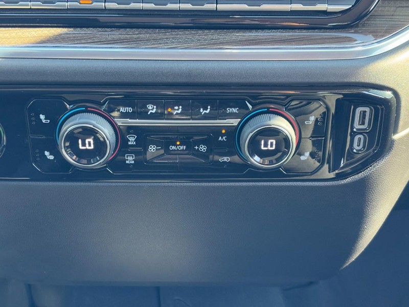 Chevrolet Silverado 1500 Vehicle Image 13