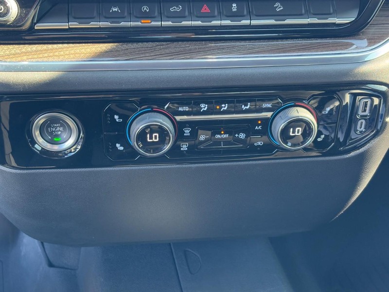 Chevrolet Silverado 1500 Vehicle Image 22