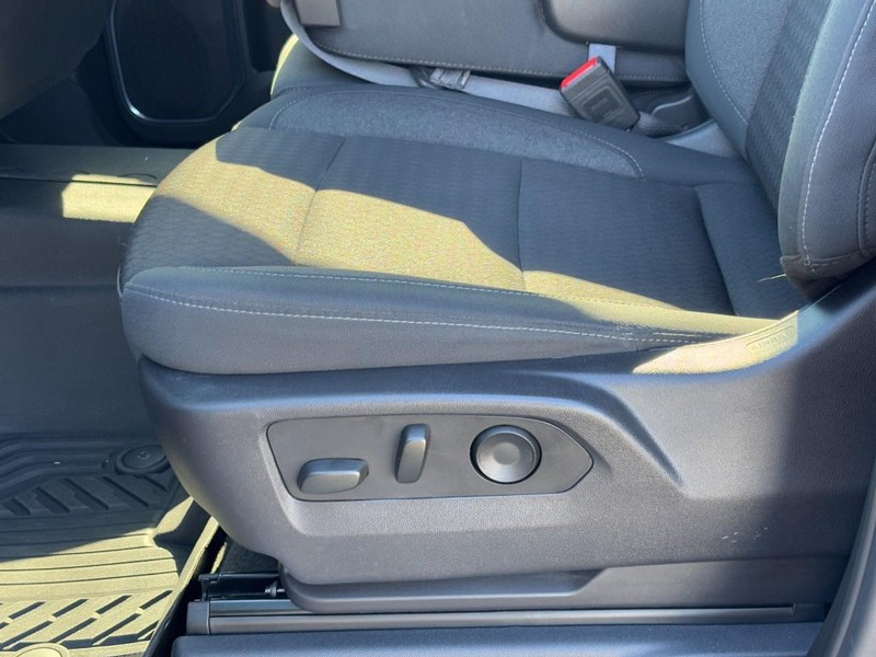 Chevrolet Silverado 1500 Vehicle Image 25