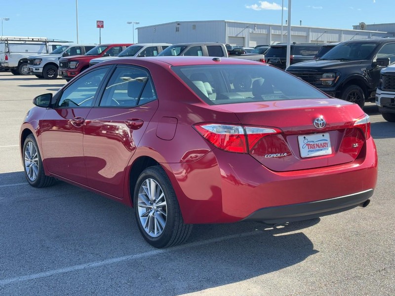 Toyota Corolla Vehicle Image 06