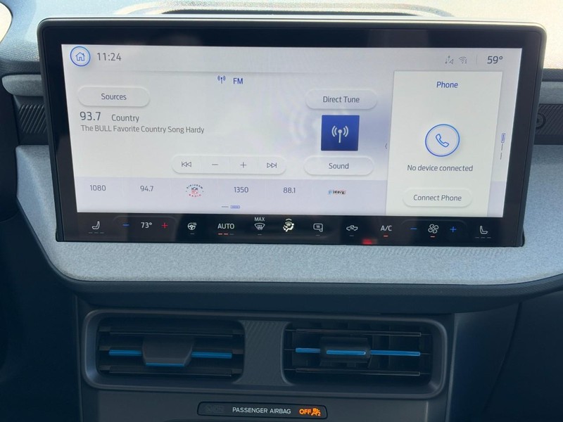 Ford Maverick Vehicle Full-screen Gallery Image 8