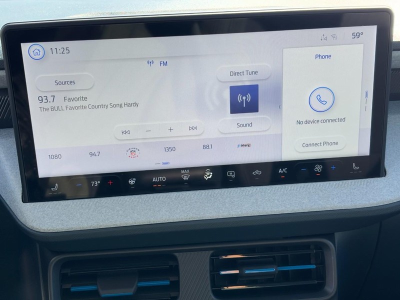 Ford Maverick Vehicle Full-screen Gallery Image 15