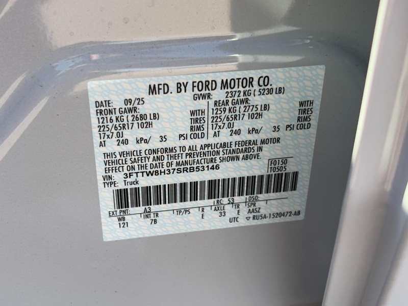 Ford Maverick Vehicle Full-screen Gallery Image 21