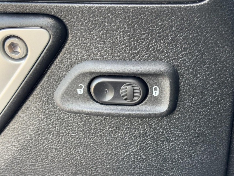 Jeep Wrangler Unlimited Vehicle Full-screen Gallery Image 18