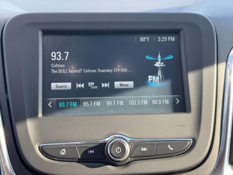 Chevrolet Equinox Vehicle Full-screen Gallery Image 20