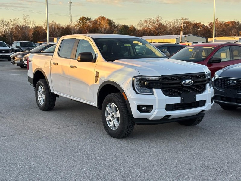 Ford Ranger Vehicle Full-screen Gallery Image 2