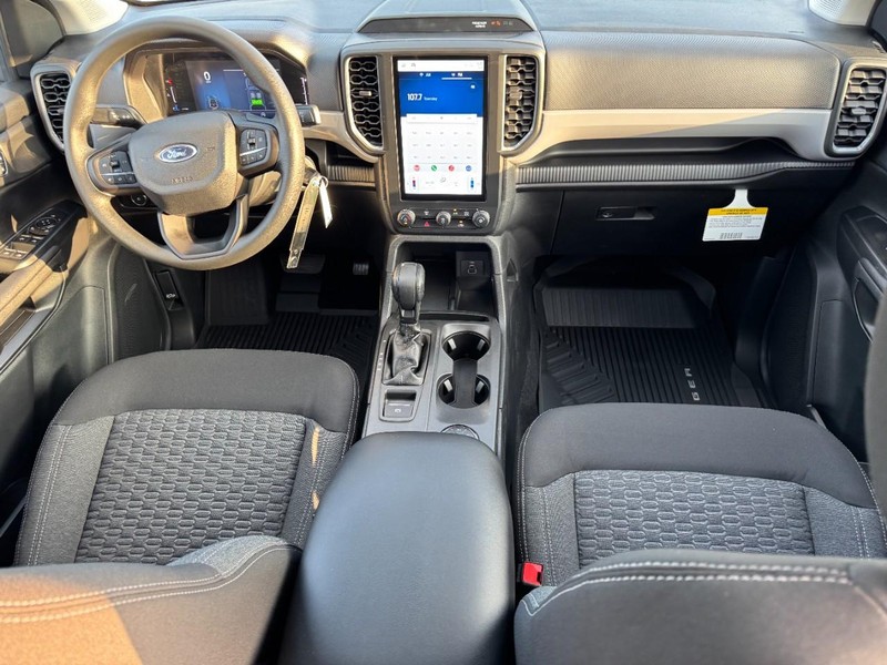 Ford Ranger Vehicle Full-screen Gallery Image 7