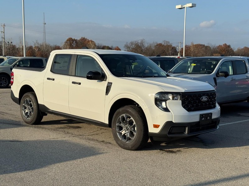 Ford Maverick Vehicle Image 02