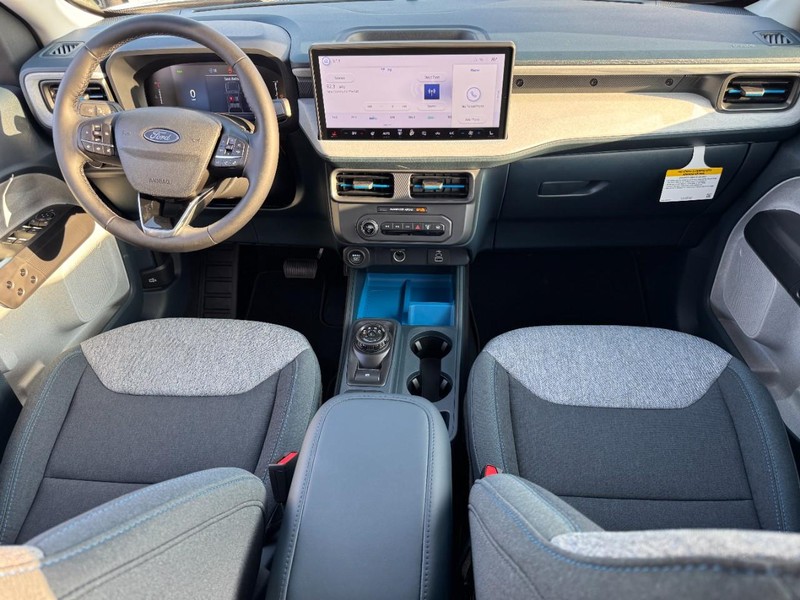 Ford Maverick Vehicle Image 06