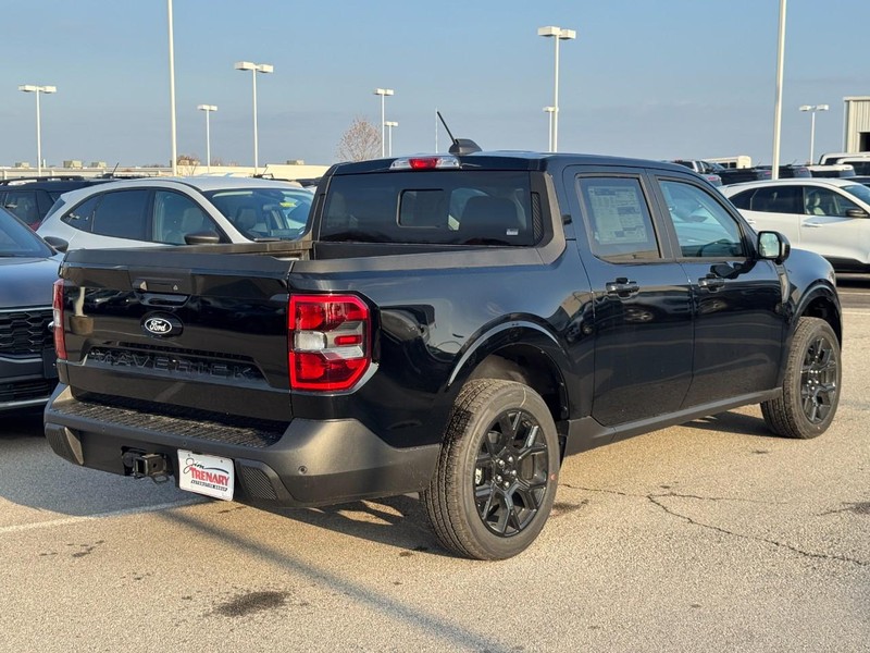 Ford Maverick Vehicle Full-screen Gallery Image 3