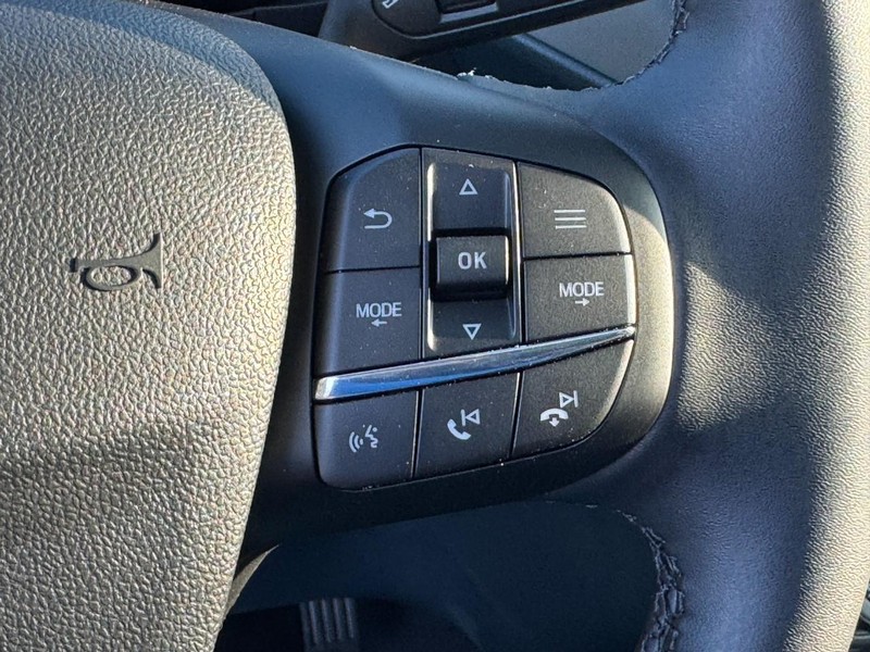 Ford Maverick Vehicle Full-screen Gallery Image 15