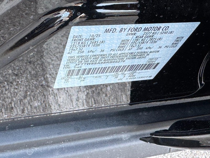 Ford Maverick Vehicle Full-screen Gallery Image 18