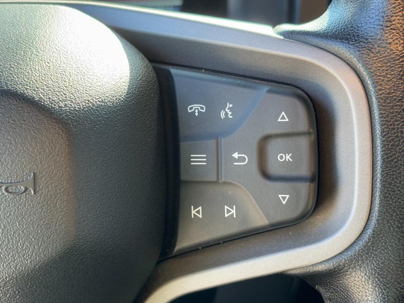 Ford Bronco Vehicle Image 18