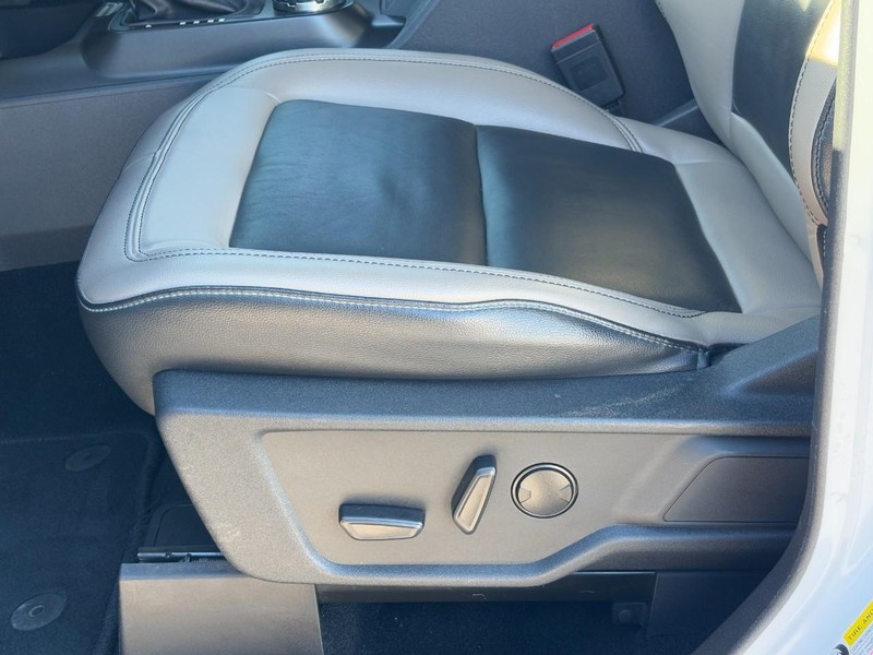 Ford Bronco Vehicle Image 25