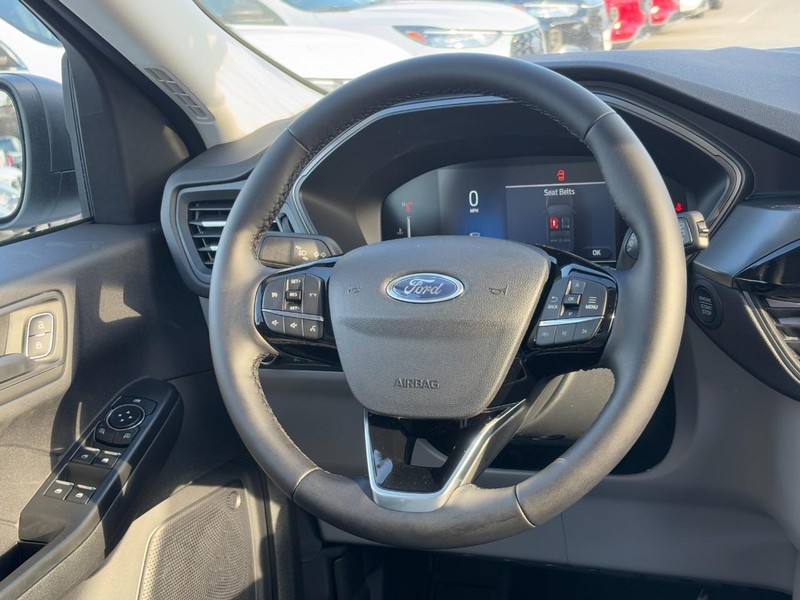 Ford Escape Vehicle Image 07