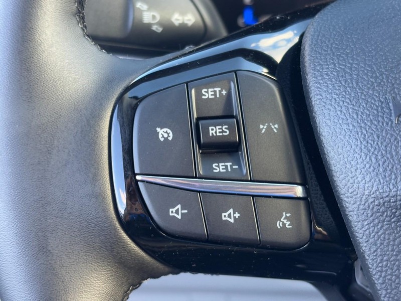 Ford Escape Vehicle Image 12