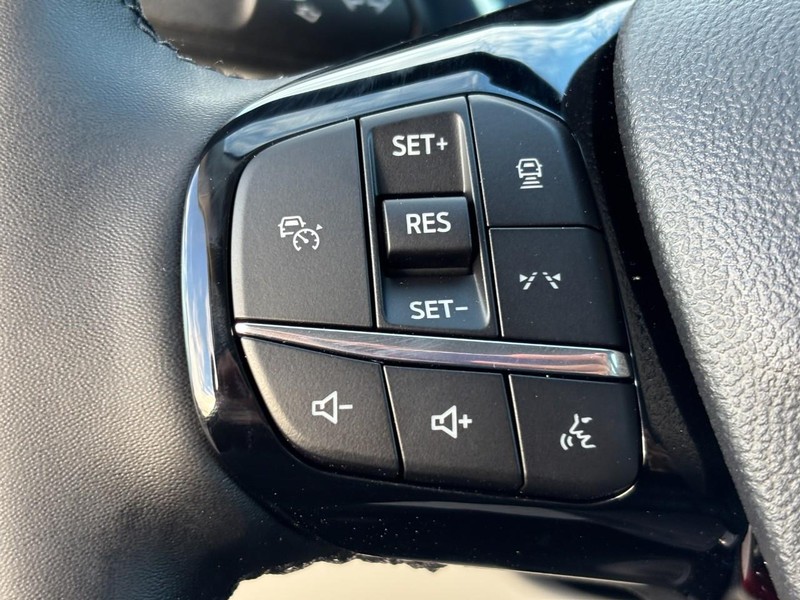 Ford Escape Vehicle Image 12