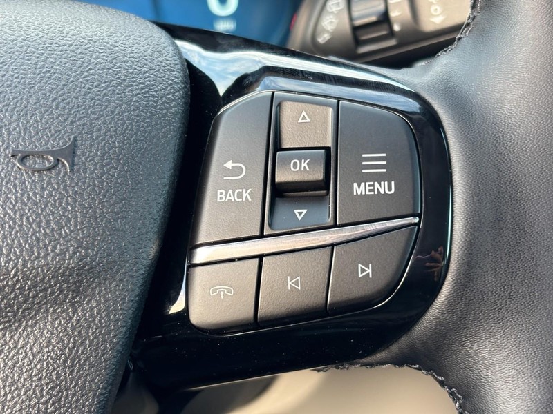 Ford Escape Vehicle Image 13